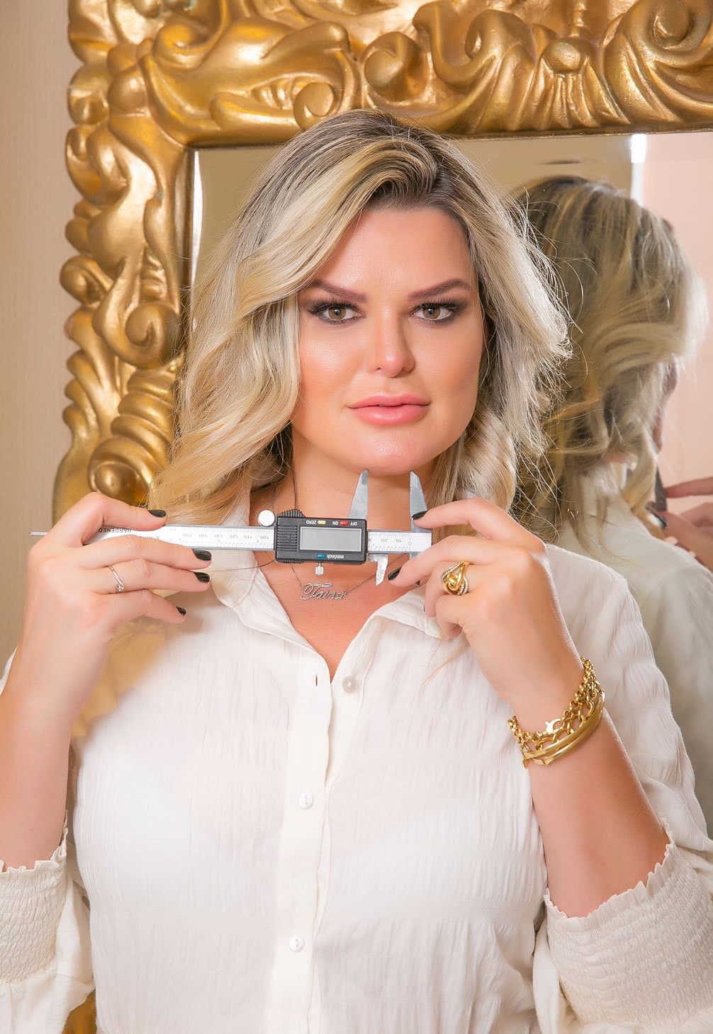 Dra. Tainá Fritzen — Cirurgiã Bucomaxilofacial e fundadora da Clínica Tainá Fritzen